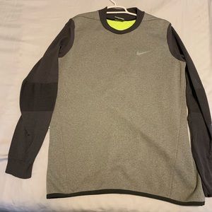 Nike long sleeve golf pullover